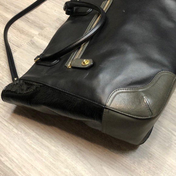 Coach Handbags - Coach Crossbody Bag Leather and Patent Leather
